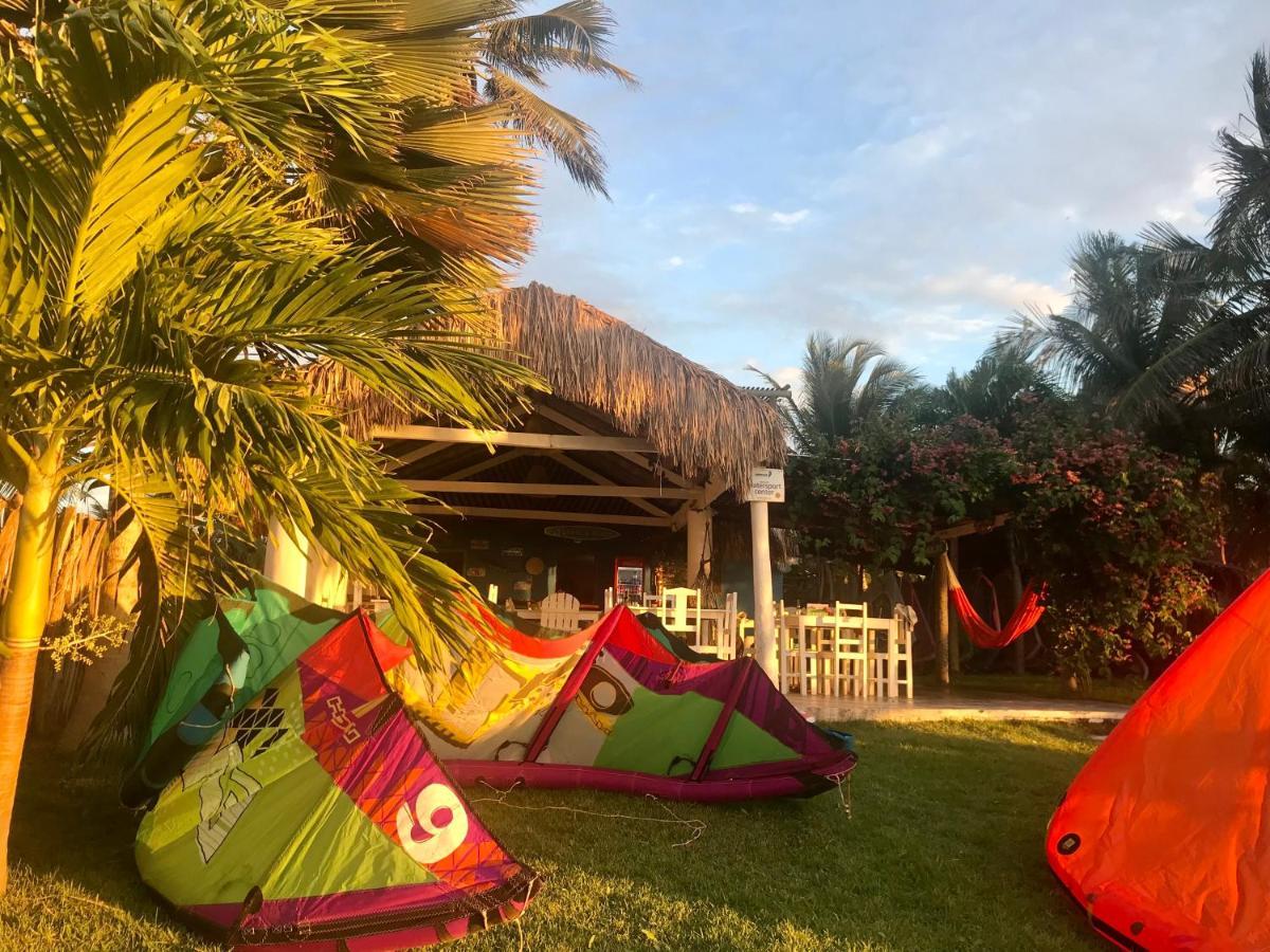 The Spot - Beachfront Sports Pousada イカライー エクステリア 写真