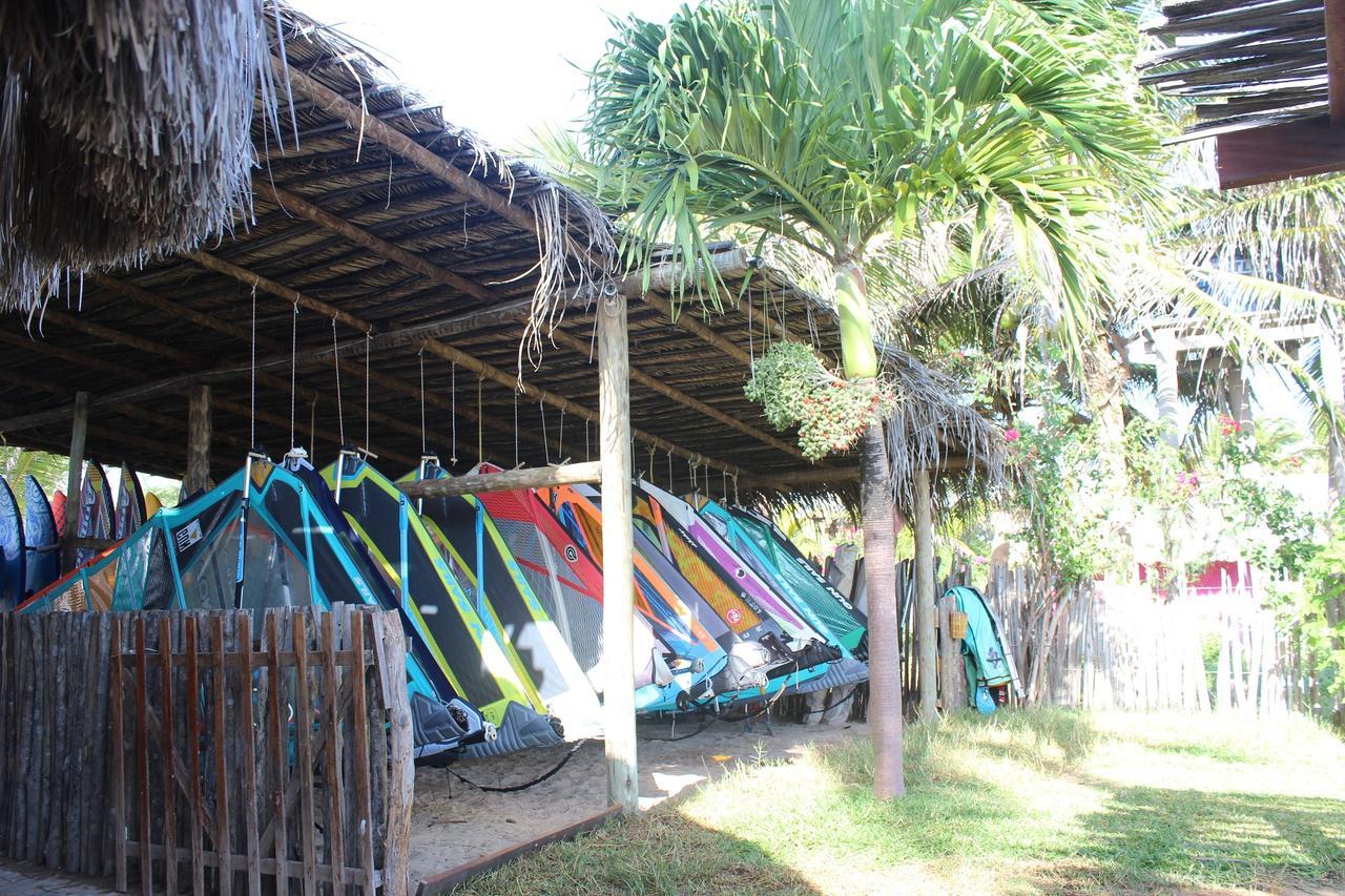 The Spot - Beachfront Sports Pousada イカライー エクステリア 写真