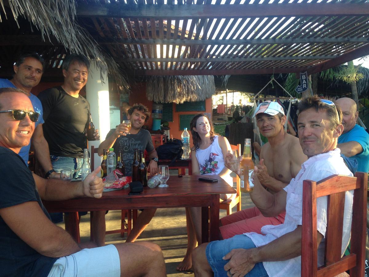The Spot - Beachfront Sports Pousada イカライー エクステリア 写真